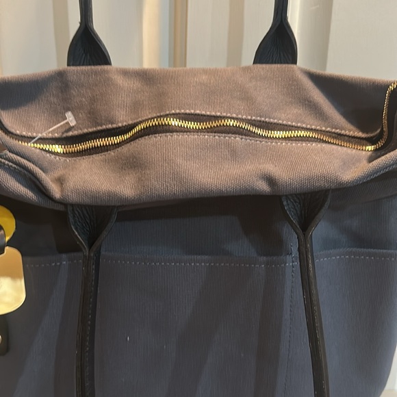 R. Riveter Otto tote - Picture 4 of 8